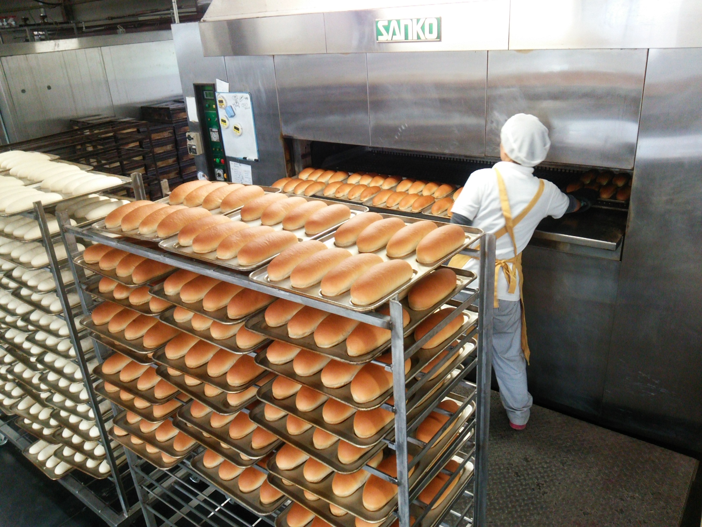 木之本つるやパン本店6月25日(水)臨時休業のお知らせ